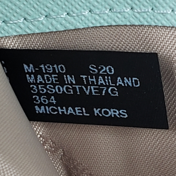 ⚠️LAST 1⚠️ Michael Kors Lenox Embossed LG 3 Piece - Picture 9 of 13